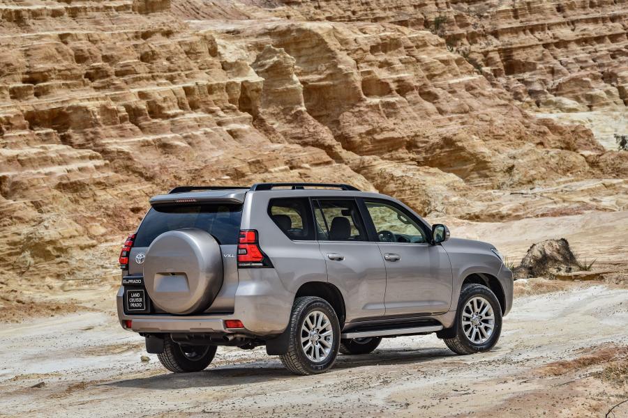  Toyota Land Cruiser Prado VX-L (150) 2017 года  (ZA) (фото 36 из 40)